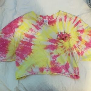 tie dye crop top !